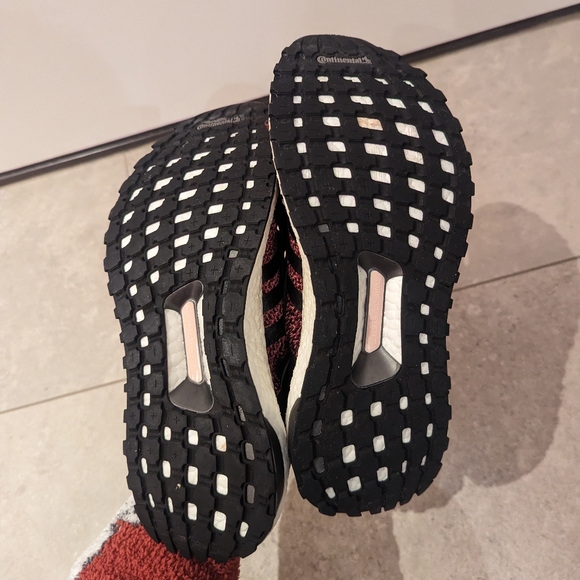 Adidas Ultra boost Uncaged Burgundy - Picture 2 of 8